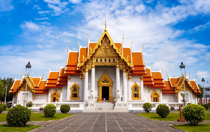 destinasi-wisata-thailand-yang-wajib-dikunjungi-wisatawan-2