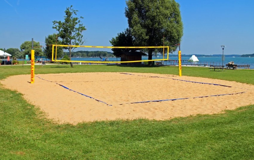 Ukuran Lapangan Bola Voli Pantai